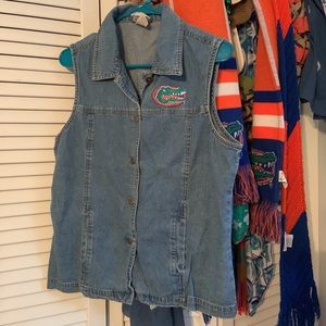 ✨🐊Vintage gator jean shirt!!🐊✨